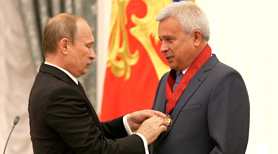 Vagit Alekperov dobiva Orden 'Za zasluge za domovinu'/Foto: Lukoil Press Center
